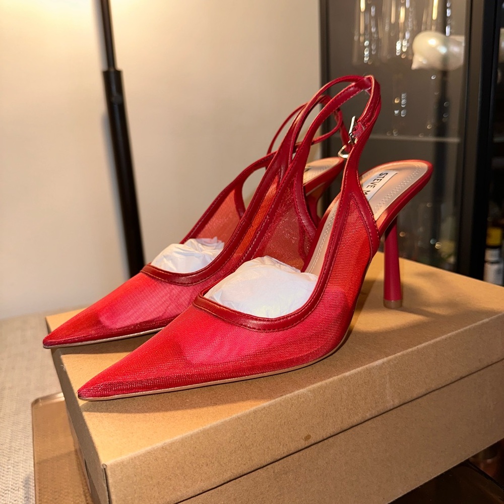 Red Mesh Steve Madden Pump